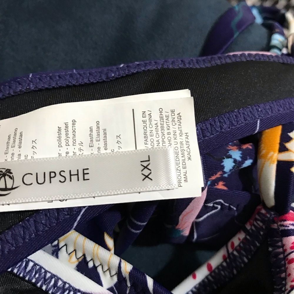 Cupshe NWT Navy Floral Bikini Size XXL - Picture 11 of 12